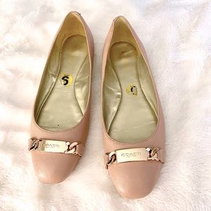 Coach flat